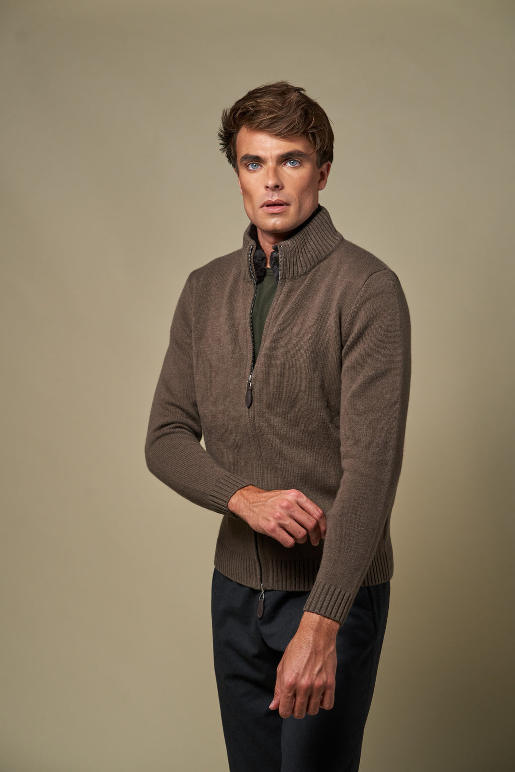 Genuine Fur Collar Cardigan | Tobacco
