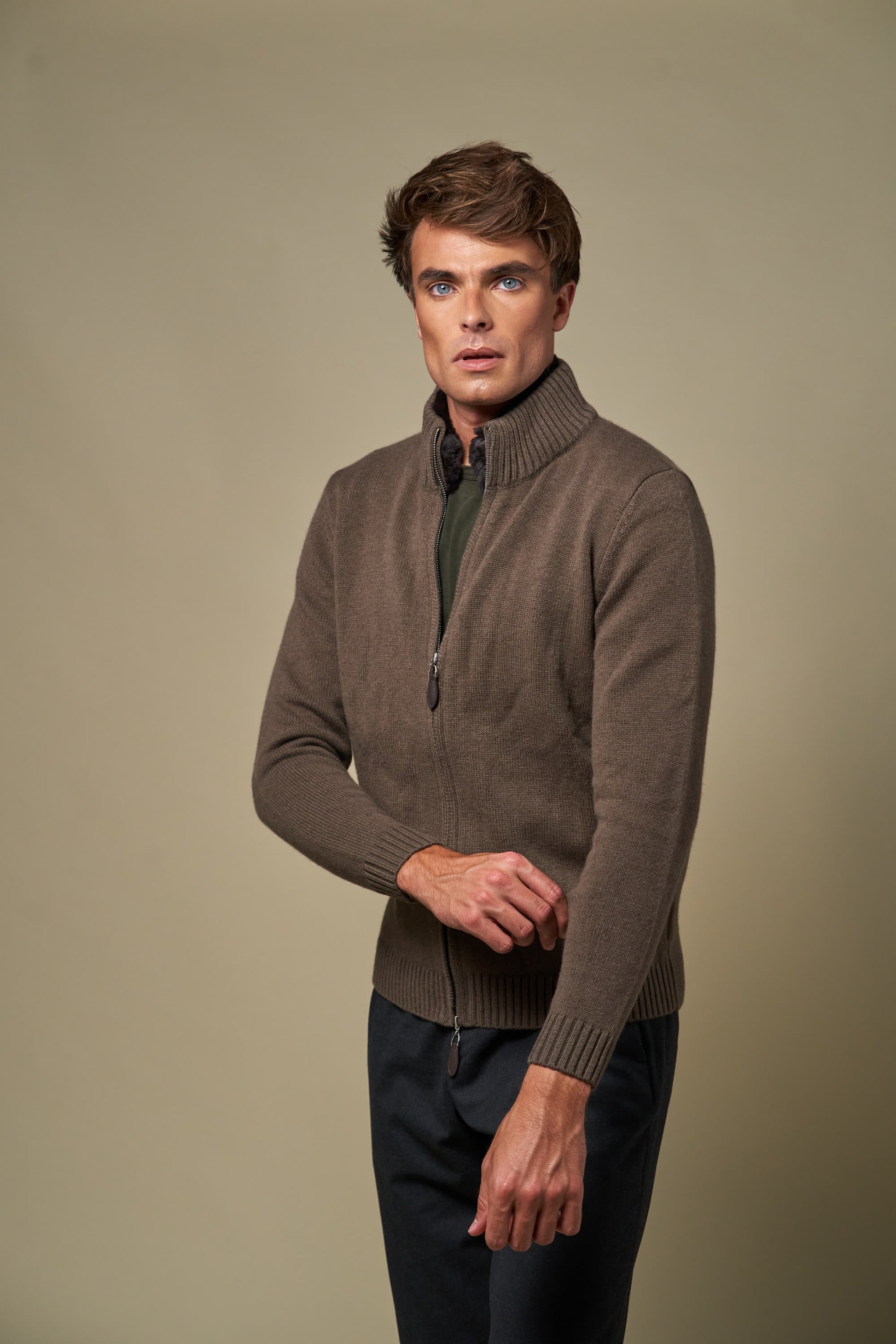 Genuine Fur Collar Cardigan | Tobacco