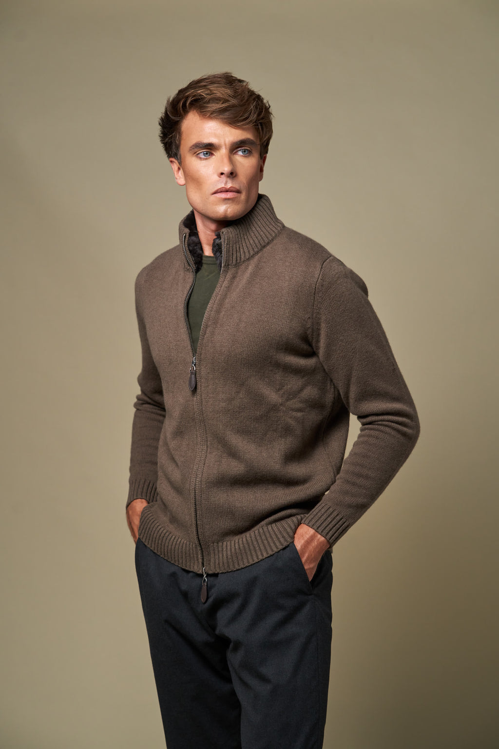 Genuine Fur Collar Cardigan | Tobacco