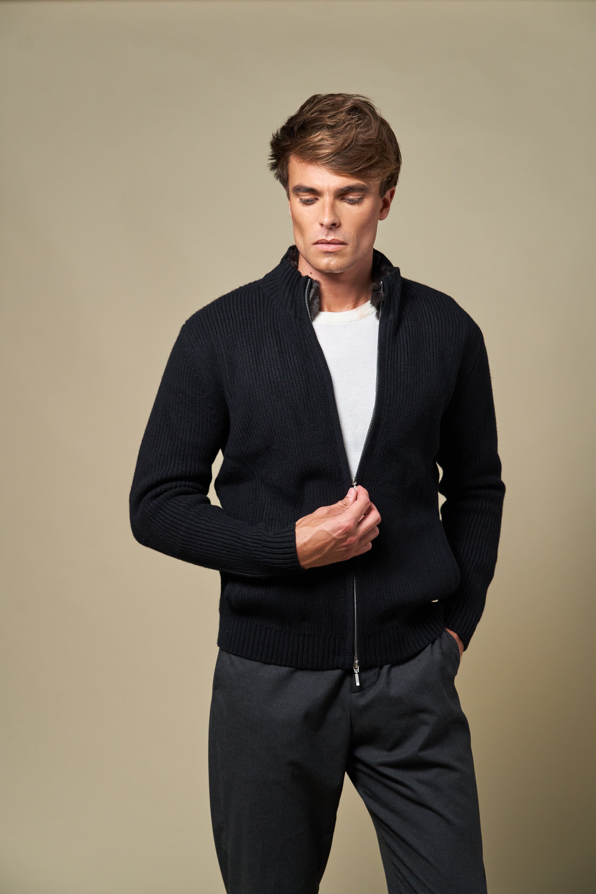 Genuine Fur Collar Blouson | Black