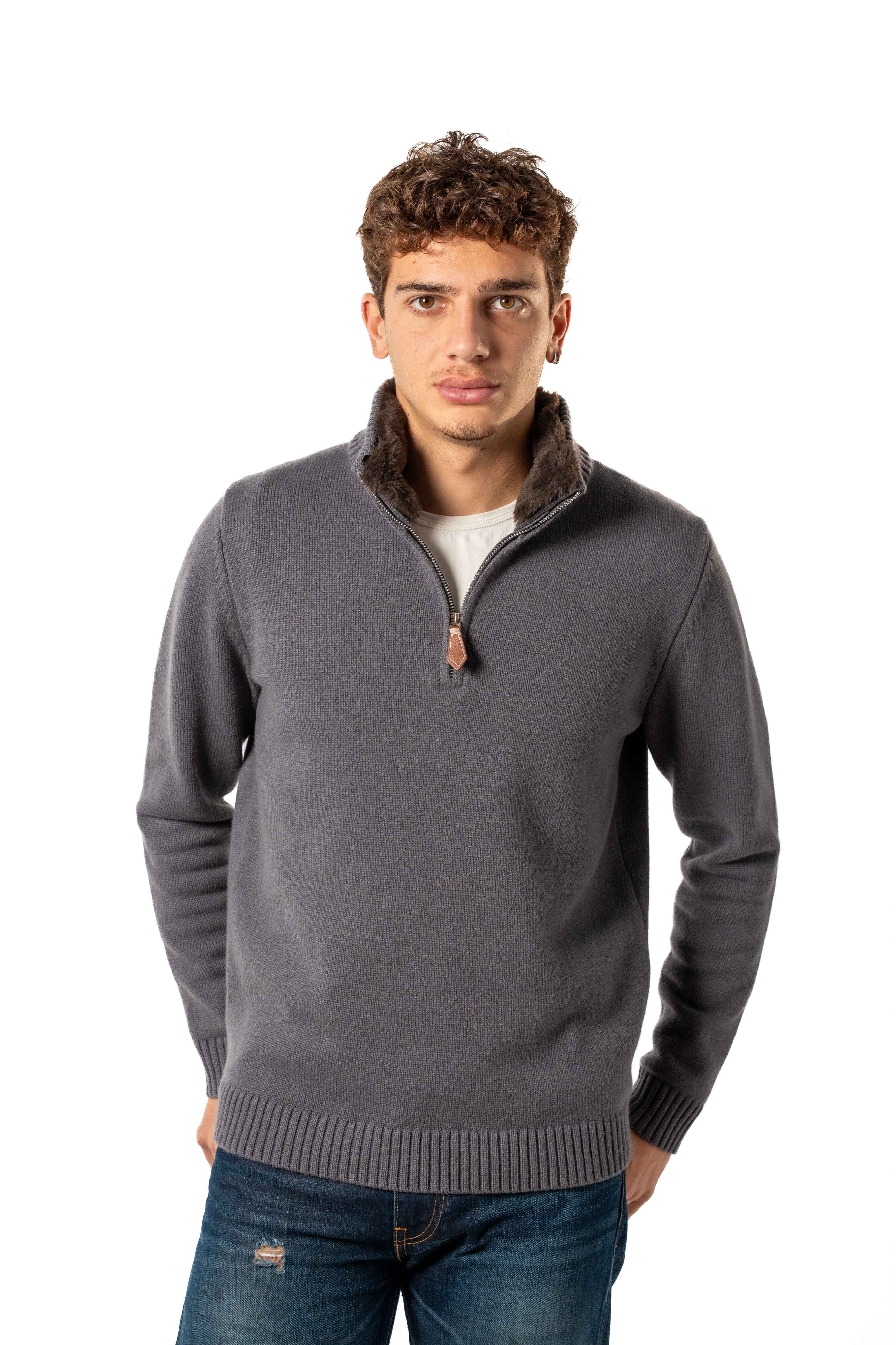 Fur Collar Half-Zip | Dark Grey – Sothiares