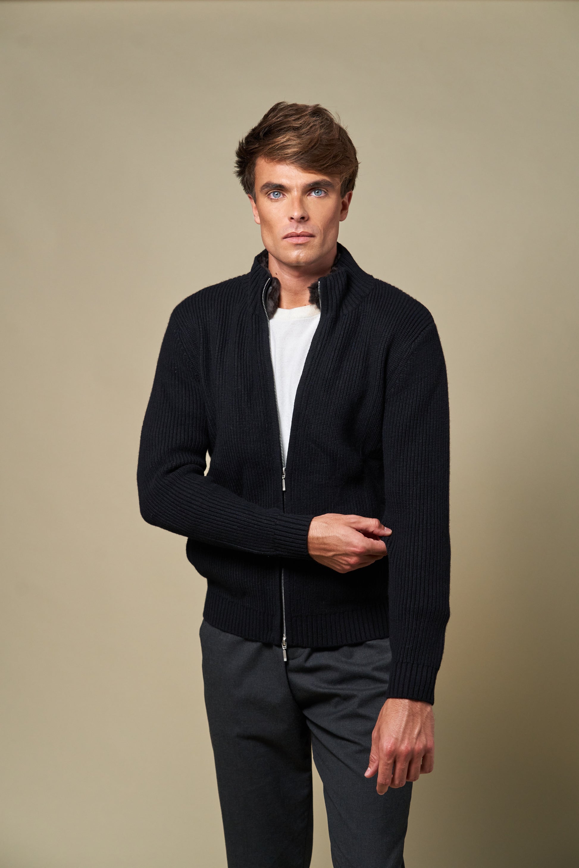 Genuine Fur Collar Blouson | Black