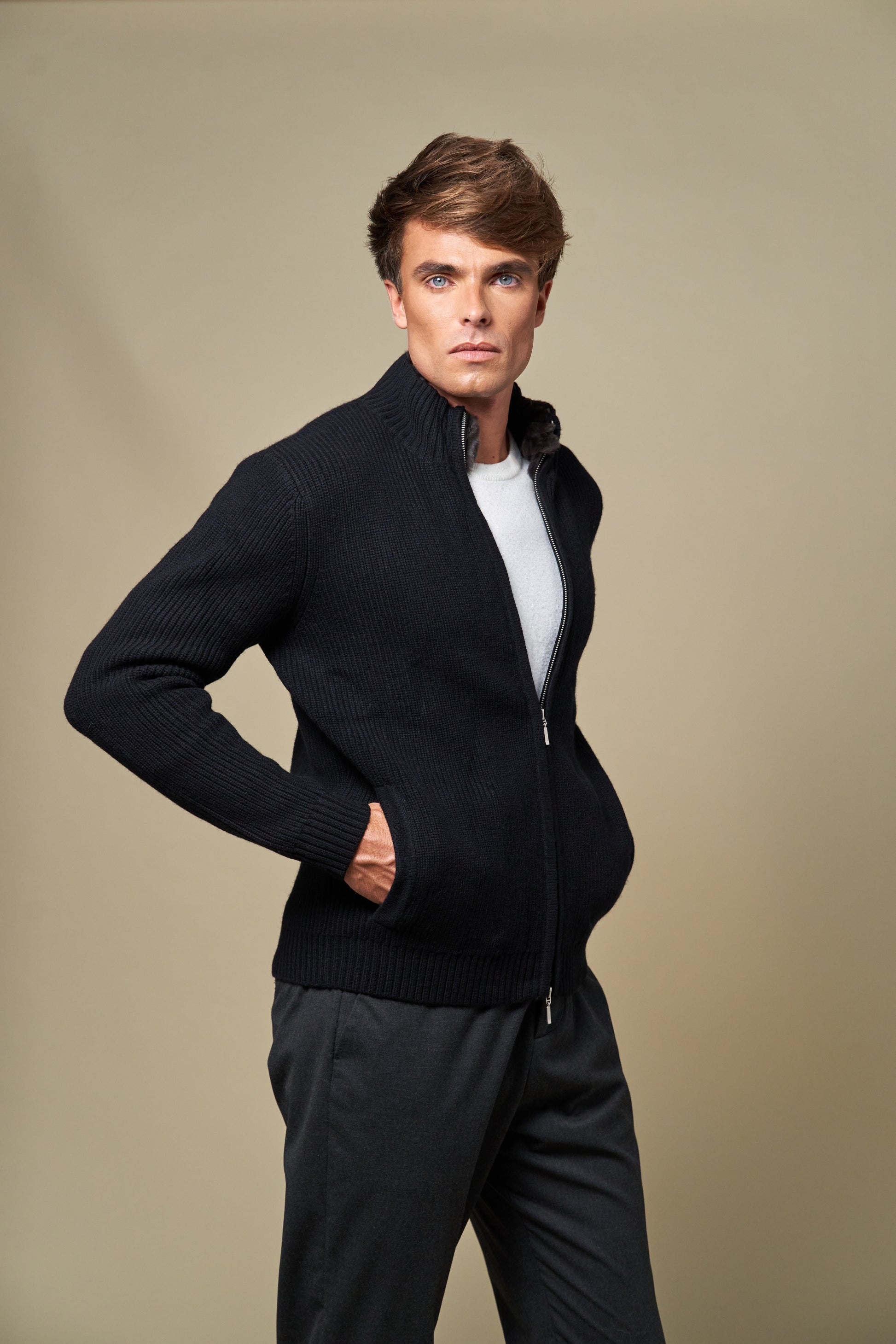 Genuine Fur Collar Blouson | Black