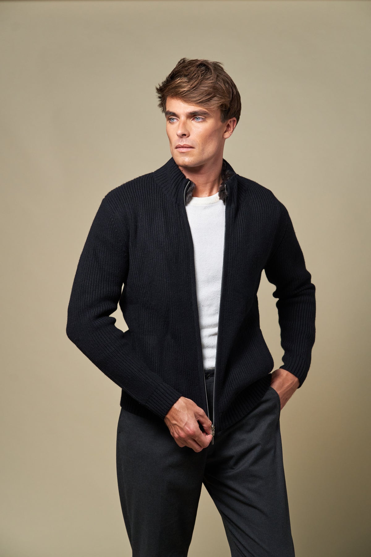 Genuine Fur Collar Blouson | Black
